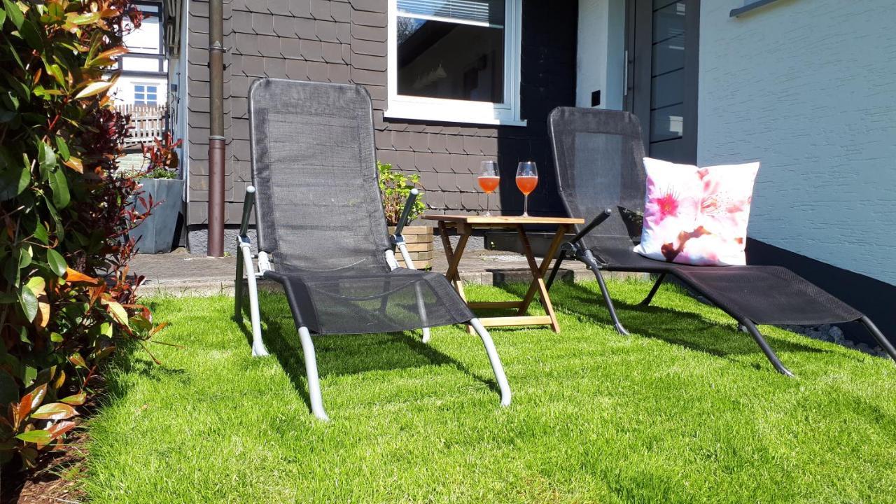 Ferienwohnung&Gästezimmer Schrichten Schmallenberg Exterior foto