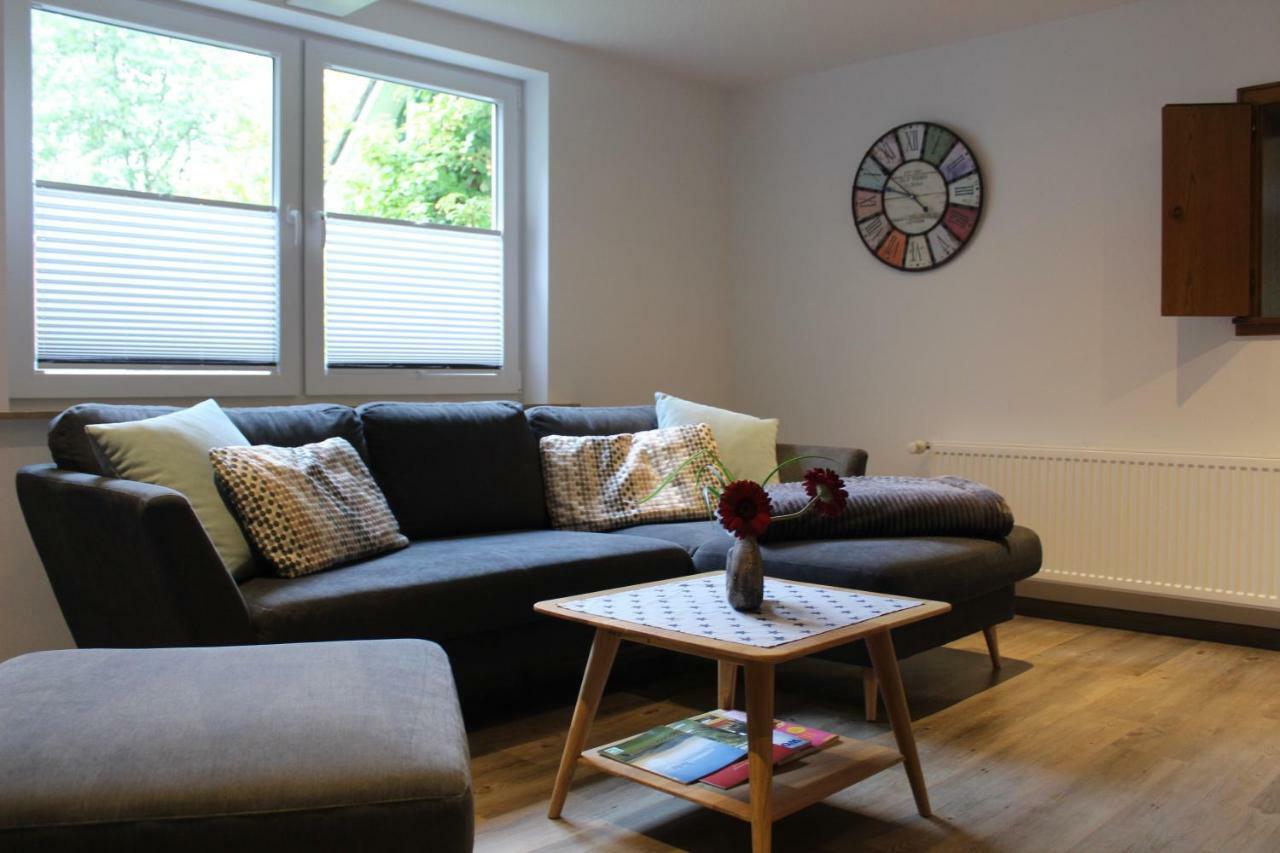 Ferienwohnung&Gästezimmer Schrichten Schmallenberg Exterior foto